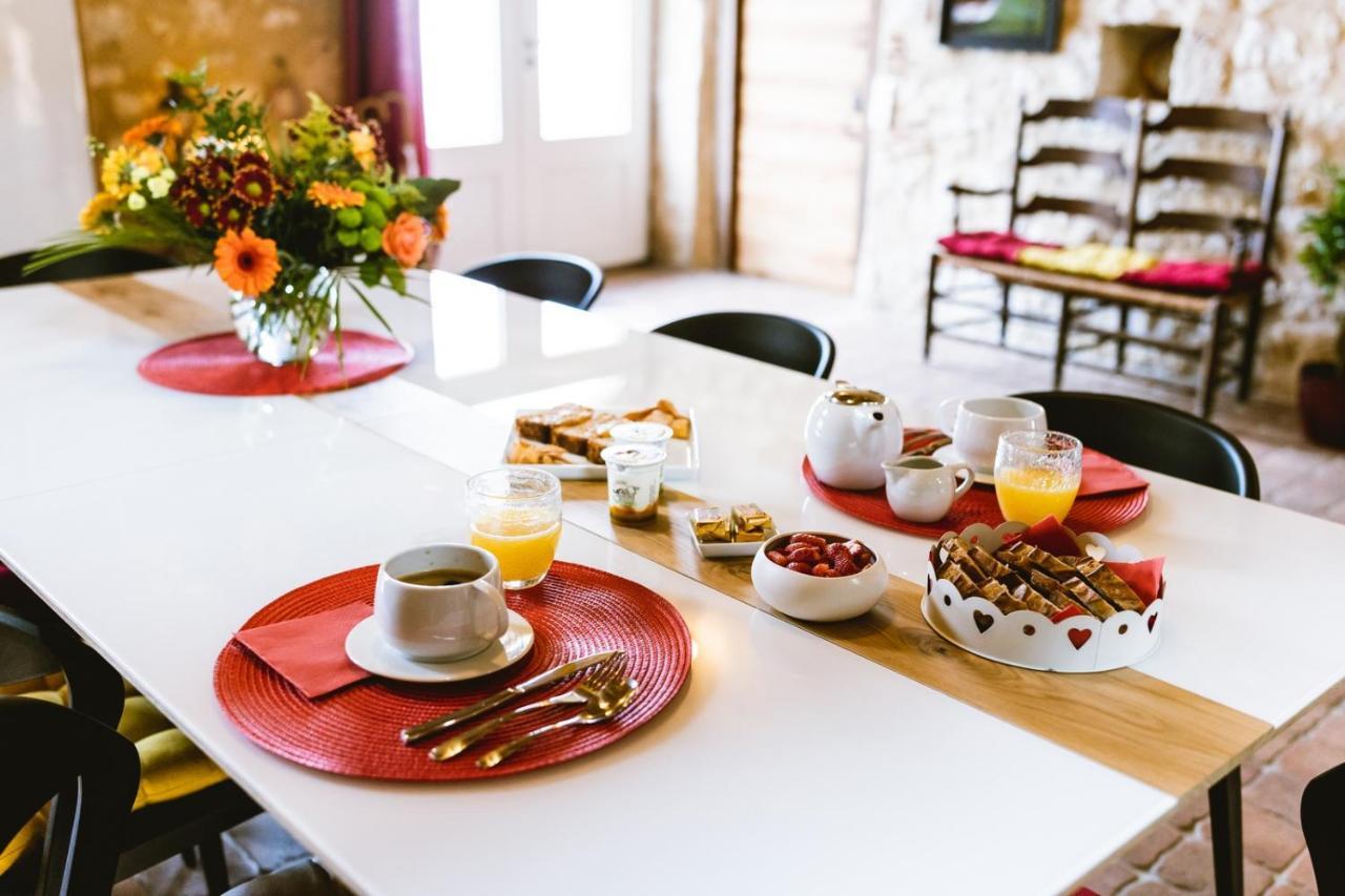 L'Esprit Du 24 Bed and Breakfast Rouffignac-de-Sigoules Eksteriør billede